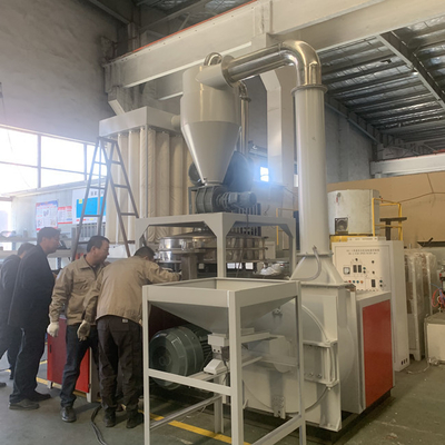 Good price PP PVC PE 산업적 분쇄기 기계 300 kg/H고 출력 온라인으로