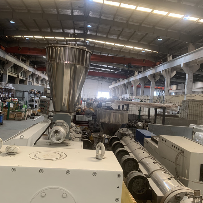 CaCO3로 채워지는 110kg/H 뜨거운 절단 플라스틱 Pvc Pelletizer 3